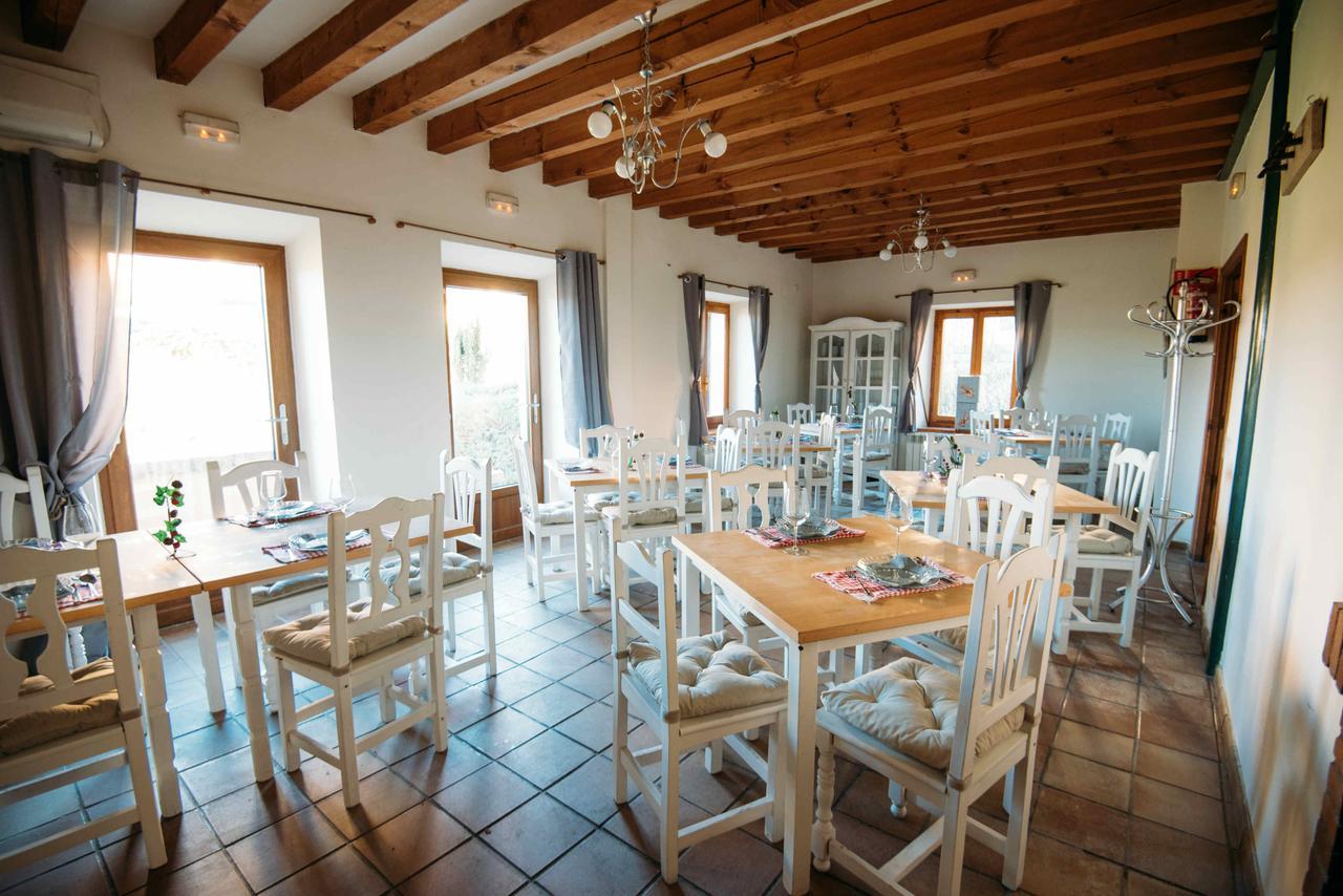 Posada De Robledillo Robledillo de la Jara Ngoại thất bức ảnh